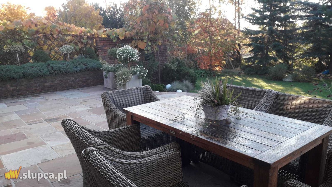 Ogród baśniowy – część frontowa