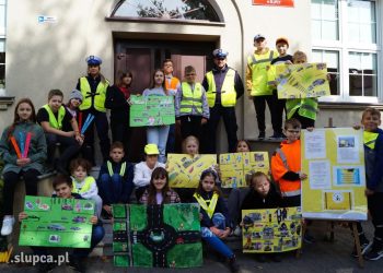 „Świeć przykładem”. Przypominali o odblaskach