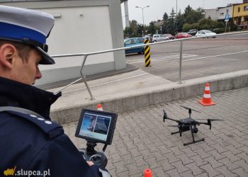 Policyjny dron nad Słupcą