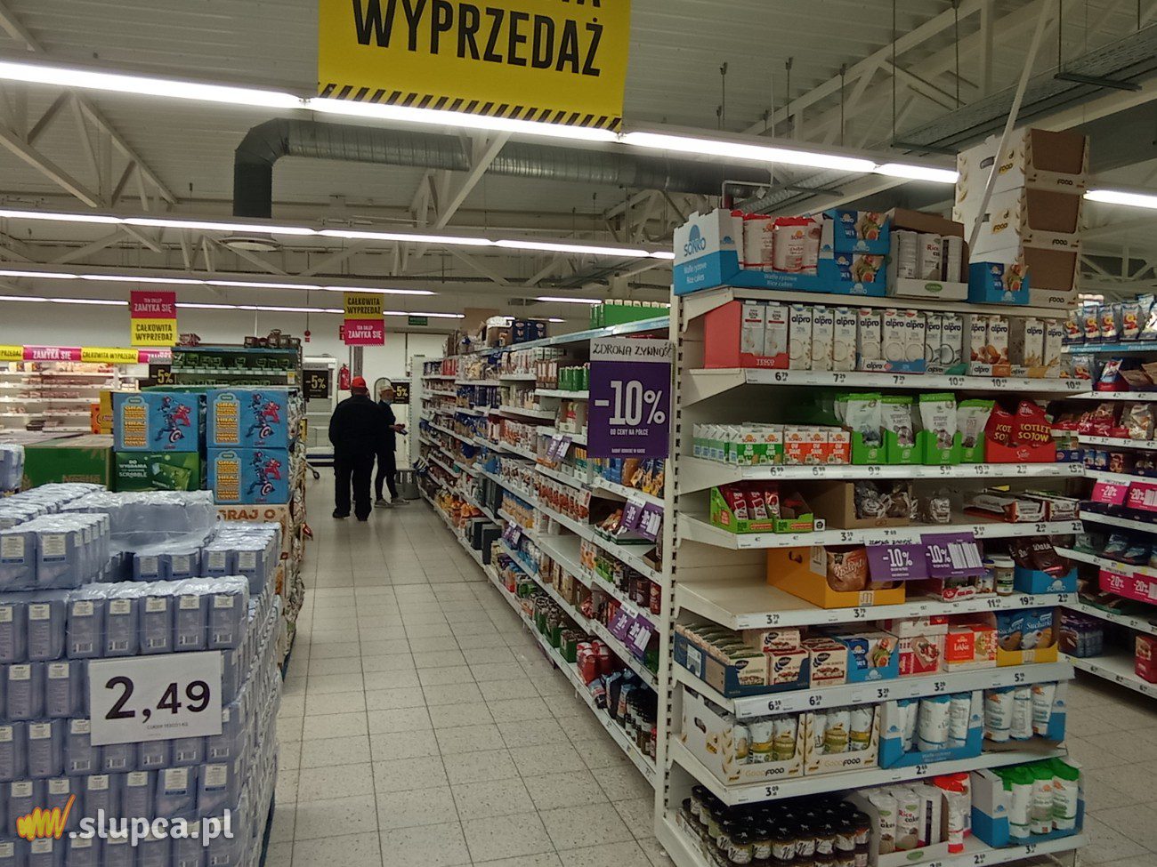 Tesco znika ze Słupcy. Trwa wyprzedaż