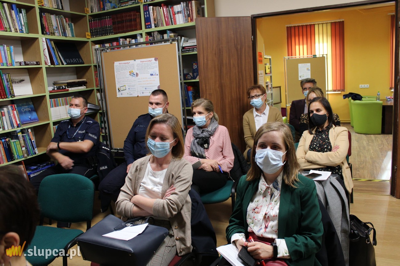 „Nie dajmy się oszukać cyberprzestępcom w czasie pandemii”