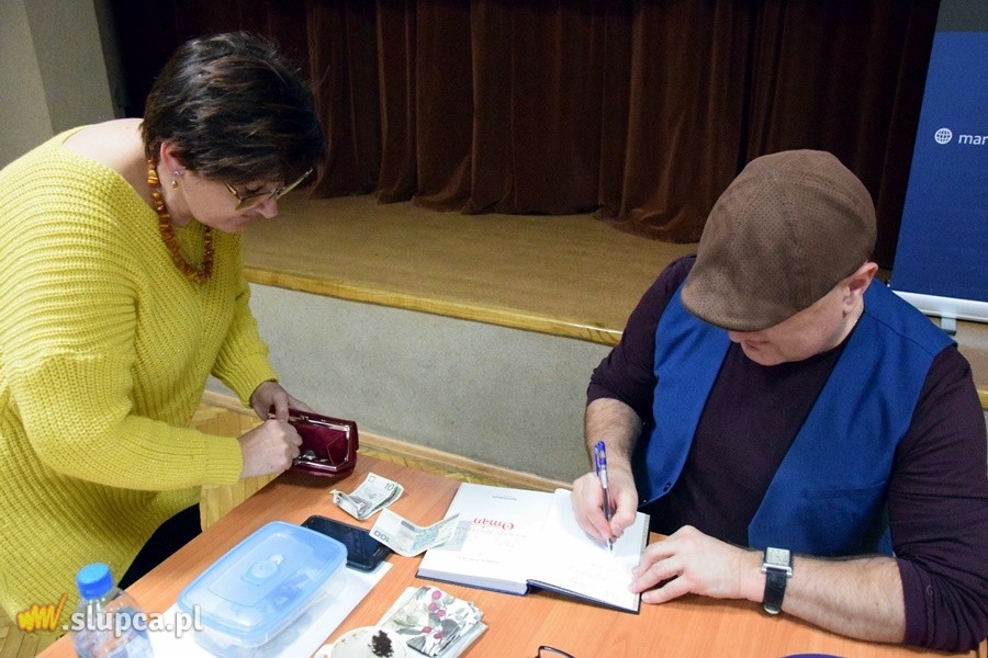 „Pocztówki ze świata” Marka Pindrala