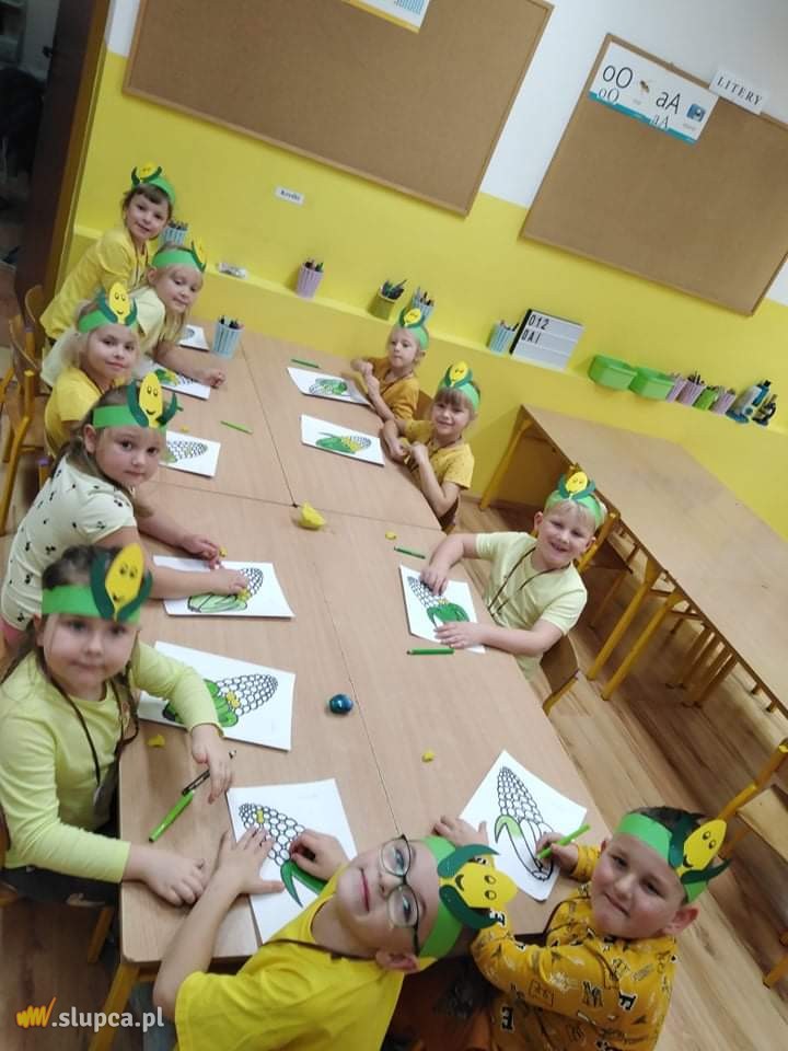 Dzień Kukurydzy w zerówce w Młodojewie