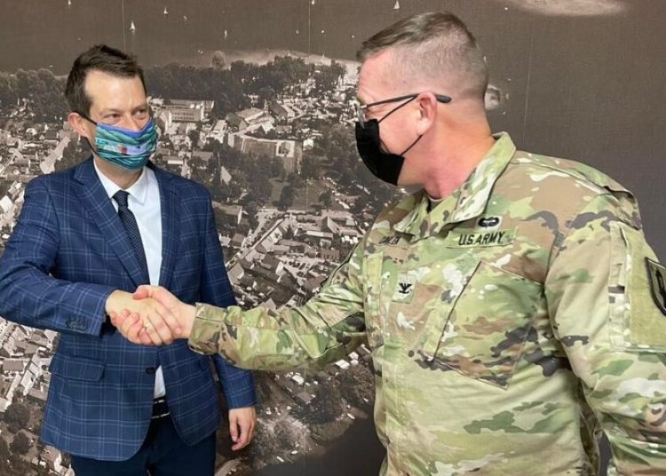 Pożegnali stare dowództwo