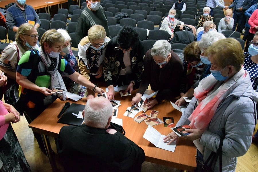 Ksiądz Warczak opowiadał o Prymasie Tysiąclecia