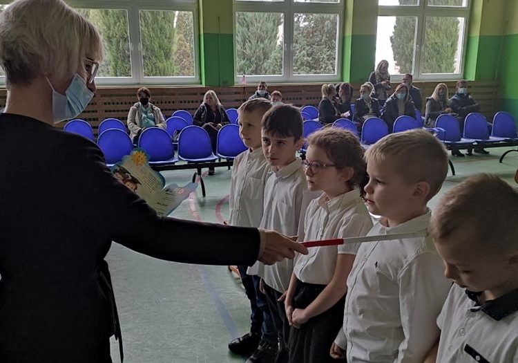 Pasowanie na pierwszaka w Cieninie Zabornym