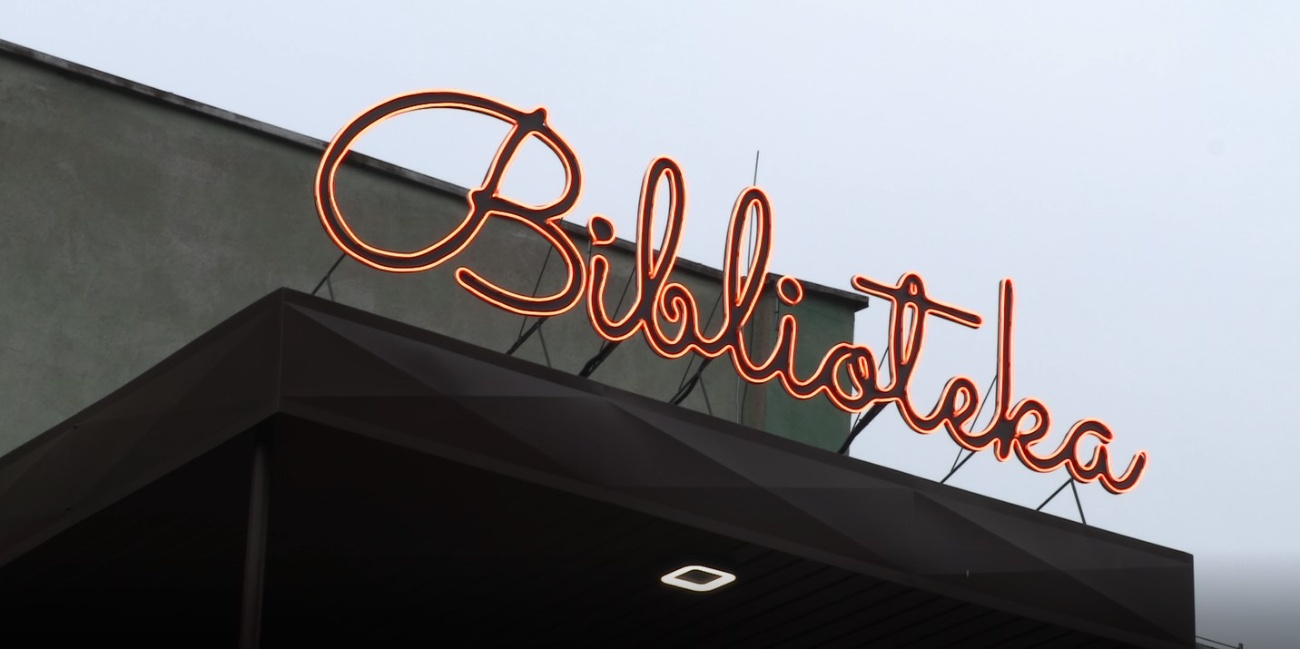 Biblioteka cztery razy większa. Jest pięknie