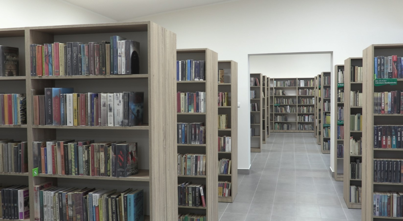 Biblioteka cztery razy większa. Jest pięknie