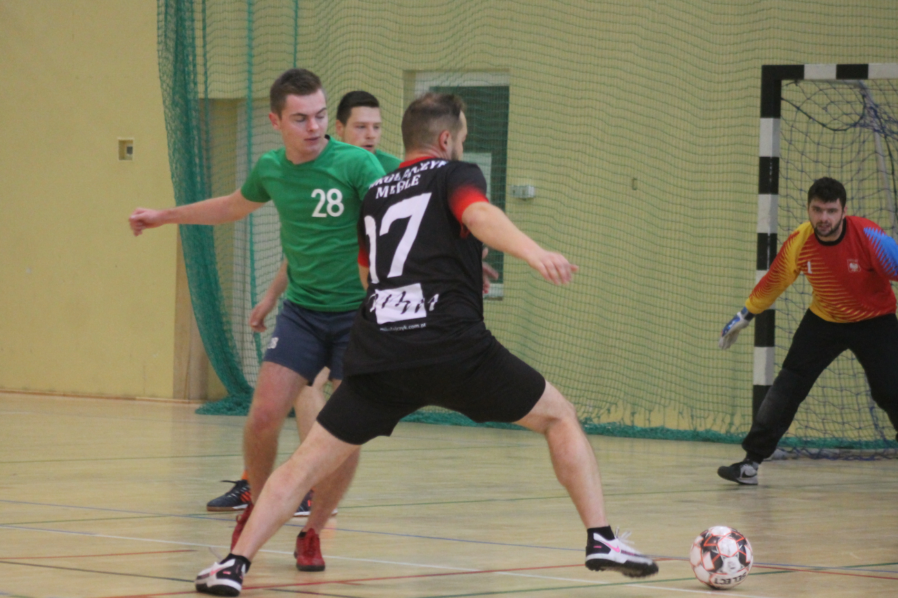 Dream Team przegrywa, OSP otwiera tabelę