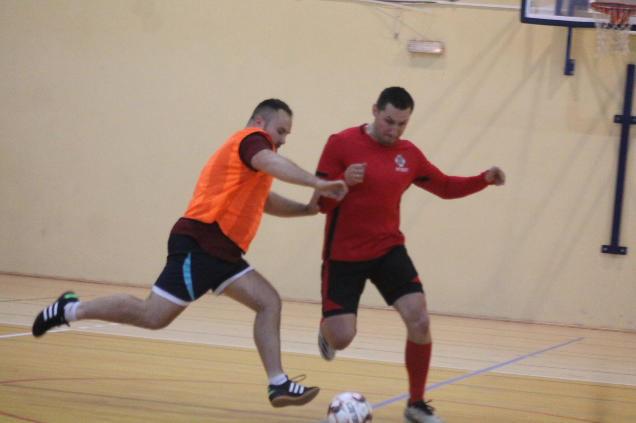 Dream Team przegrywa, OSP otwiera tabelę