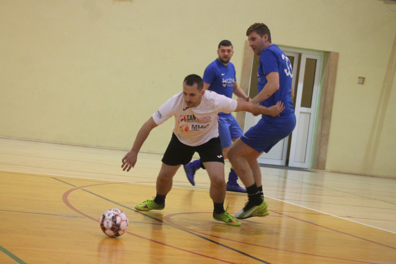 Dream Team przegrywa, OSP otwiera tabelę