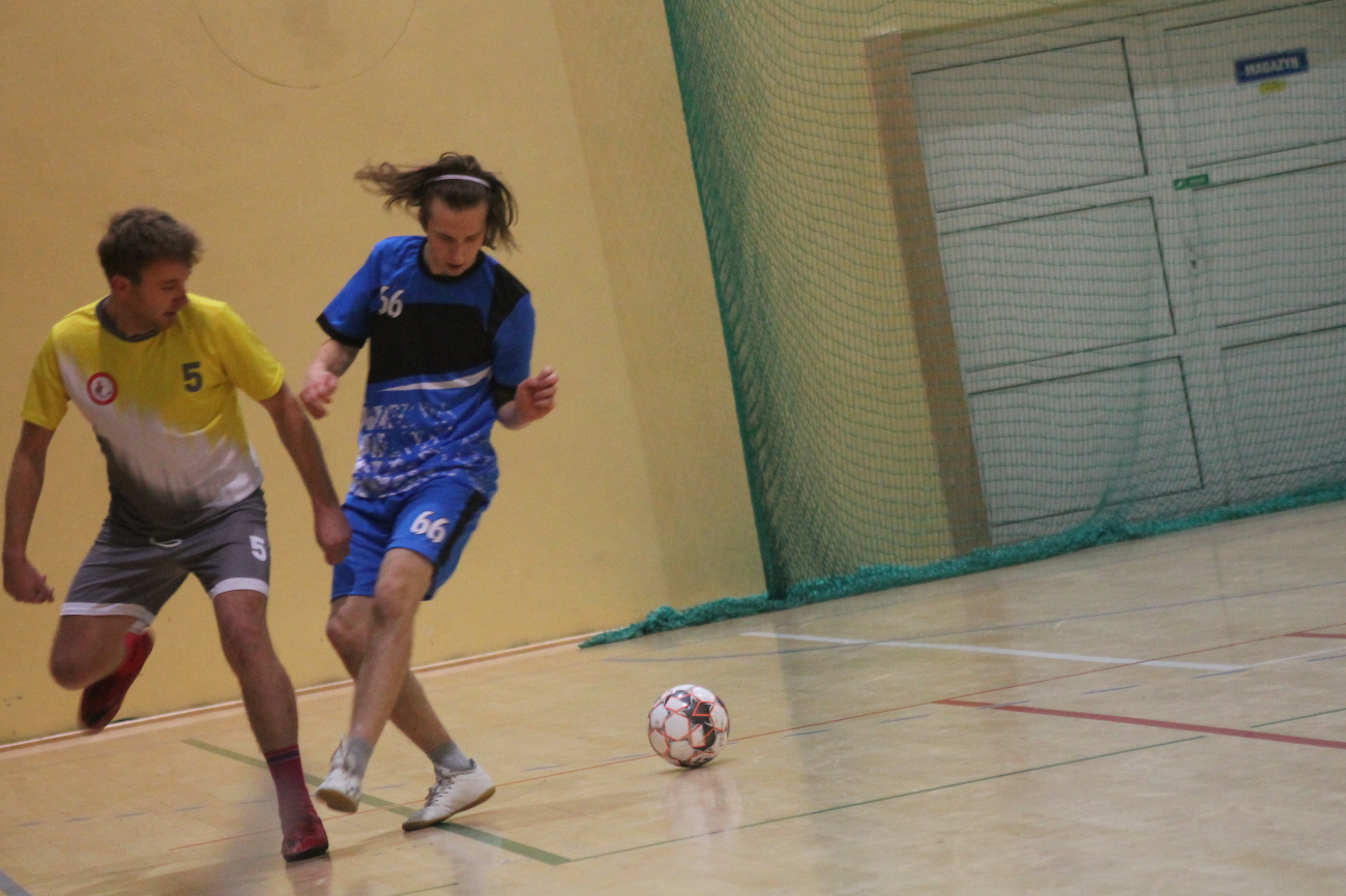 Dream Team przegrywa, OSP otwiera tabelę