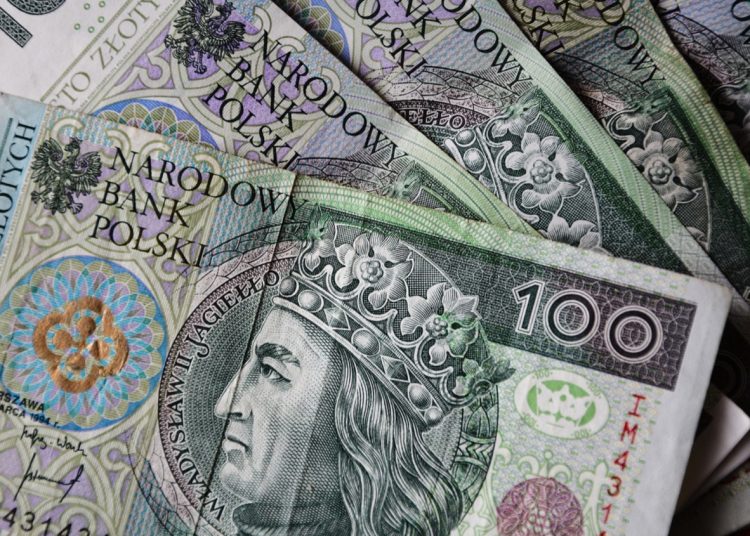 Radni dostaną ogromne podwyżki ZOBACZ NOWE STAWKI