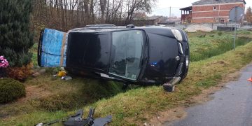 Wypadek w środku wsi