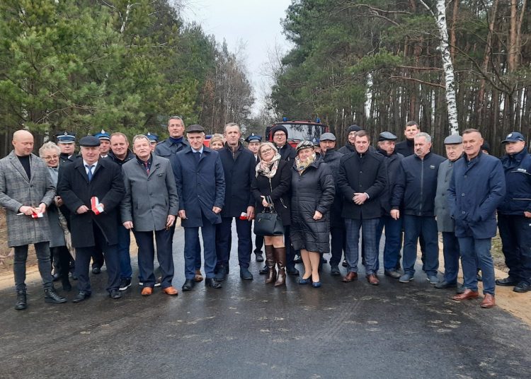 Droga Bukowe – Łomów oddana do użytku