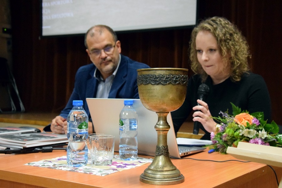 Wygłosili wykład o Leonie Urbaniaku