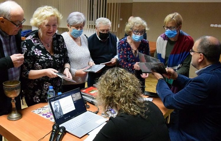 Wygłosili wykład o Leonie Urbaniaku