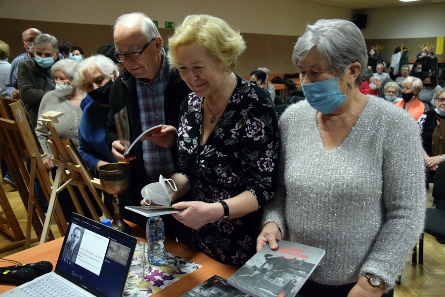 Wygłosili wykład o Leonie Urbaniaku