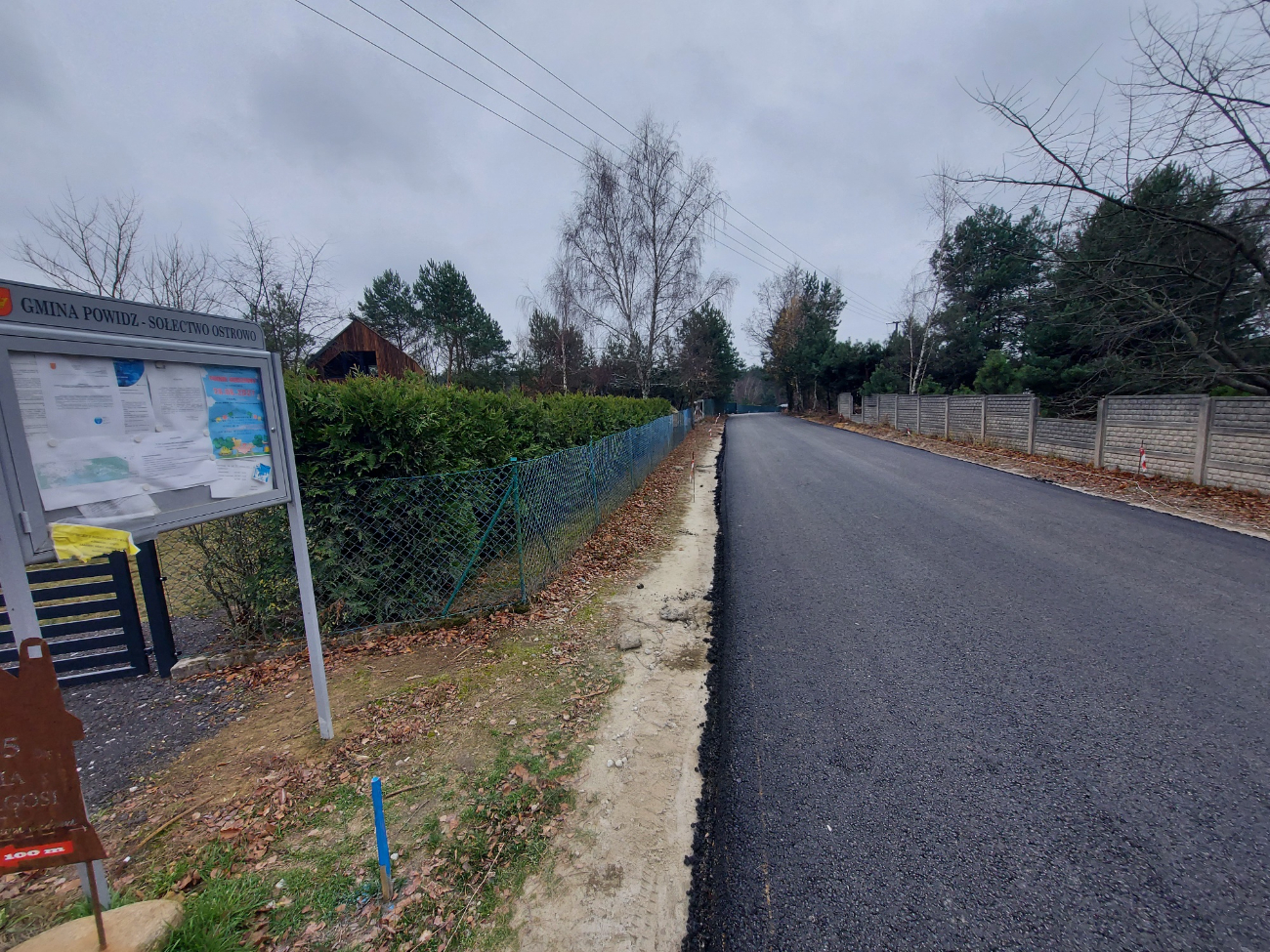 Trwa budowa drogi w Ostrowie