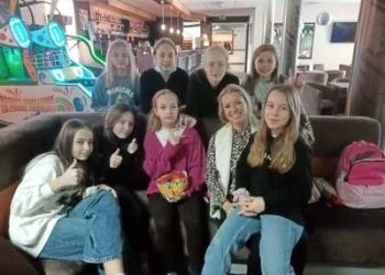 Mikołajkowy wyjazd integracyjny klasy VI z Lądku