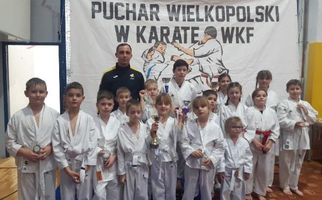 Piętnaście pucharowych medali