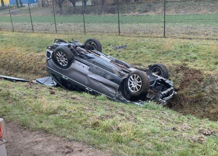 Wypadek na autostradzie. Lądował helikopter