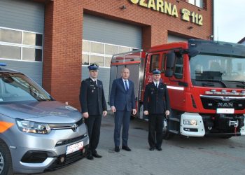 PSP Słupca z nowymi pojazdami