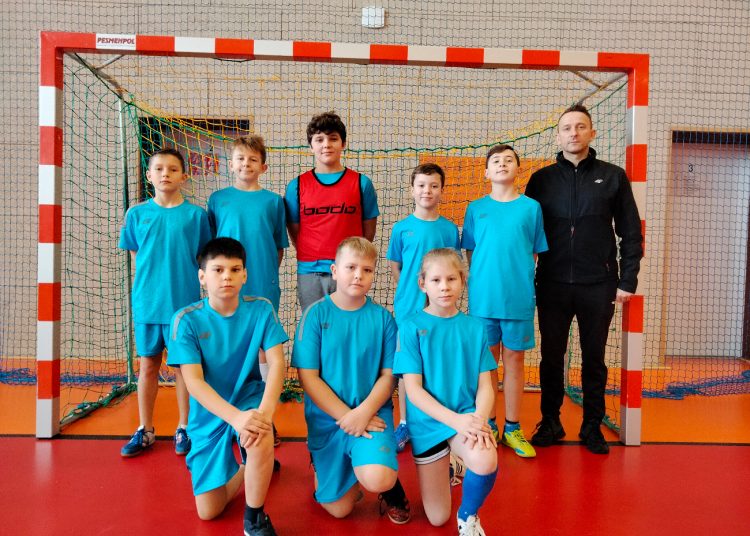 Halowi mistrzowie z Kowalewa