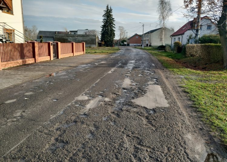 Czy o Wierzbocicach zapomniał powiat?