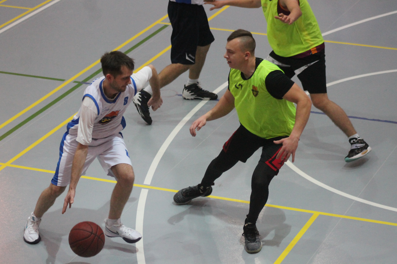 „Nowy” Grom pierwszym liderem