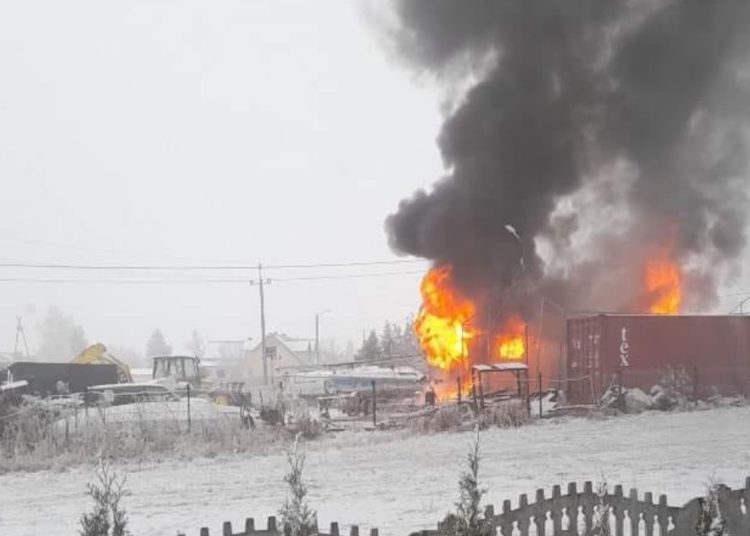 Płonął budynek gospodarczy