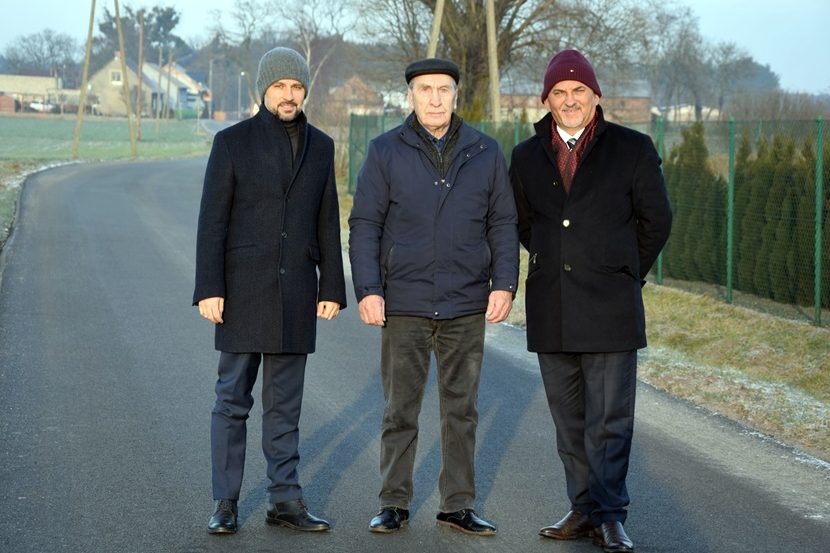 Strzałkowo: Nowe drogi oddane do użytku