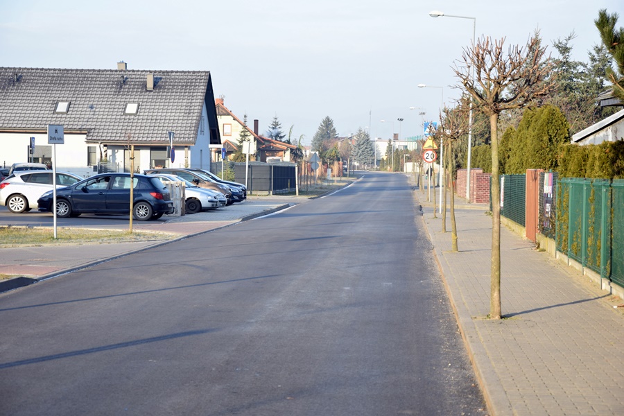 Strzałkowo: Nowe drogi oddane do użytku
