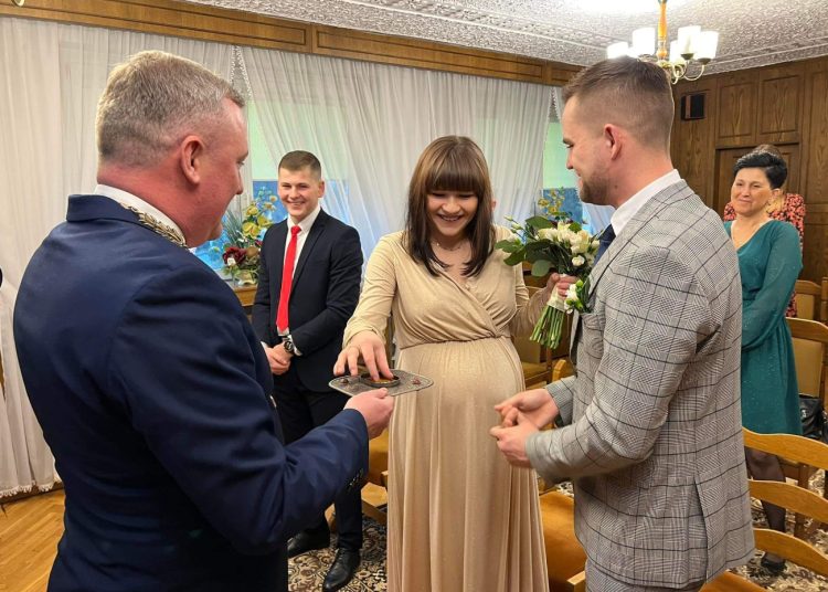 Klaudia i Adam. Wszystkiego najlepszego!