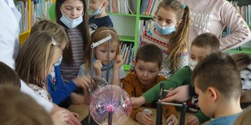 Magia Fizyki w słupeckiej bibliotece