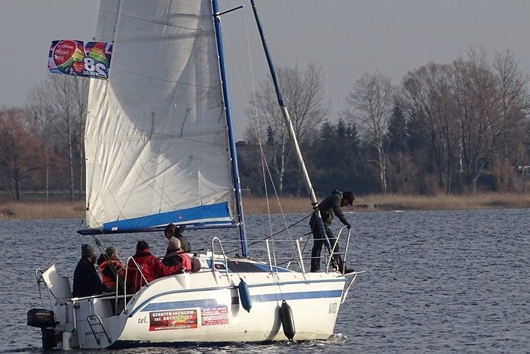 Rejsy po jeziorze na WOŚP