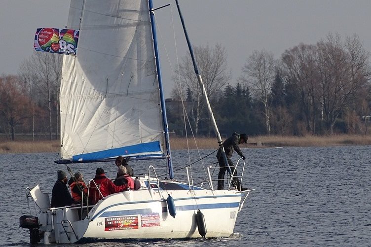 Rejsy po jeziorze na WOŚP