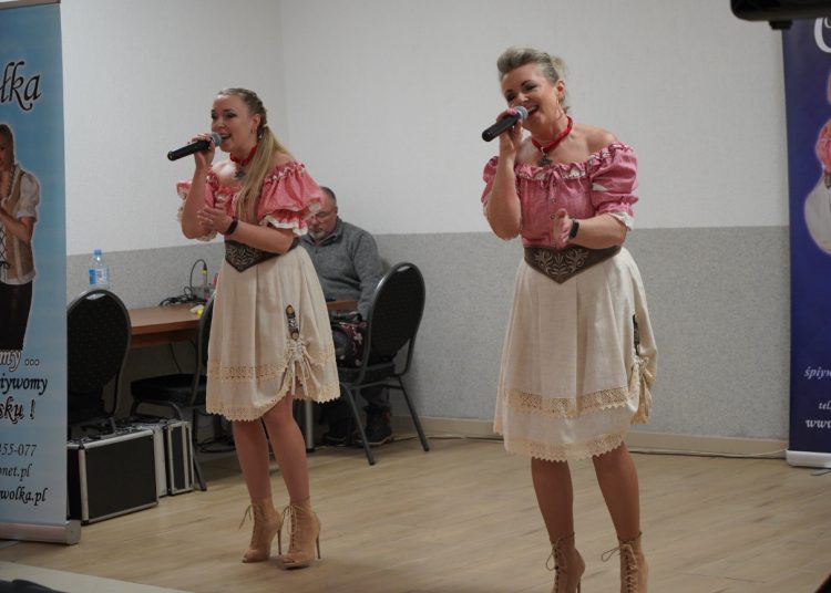 Śląskie szlagiery w Ostrowitem. Zobacz zdjęcia z koncertu