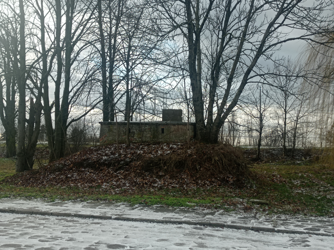 Dworzec w Słupcy. Pociąg już dawno odjechał… GALERIA ZDJĘĆ