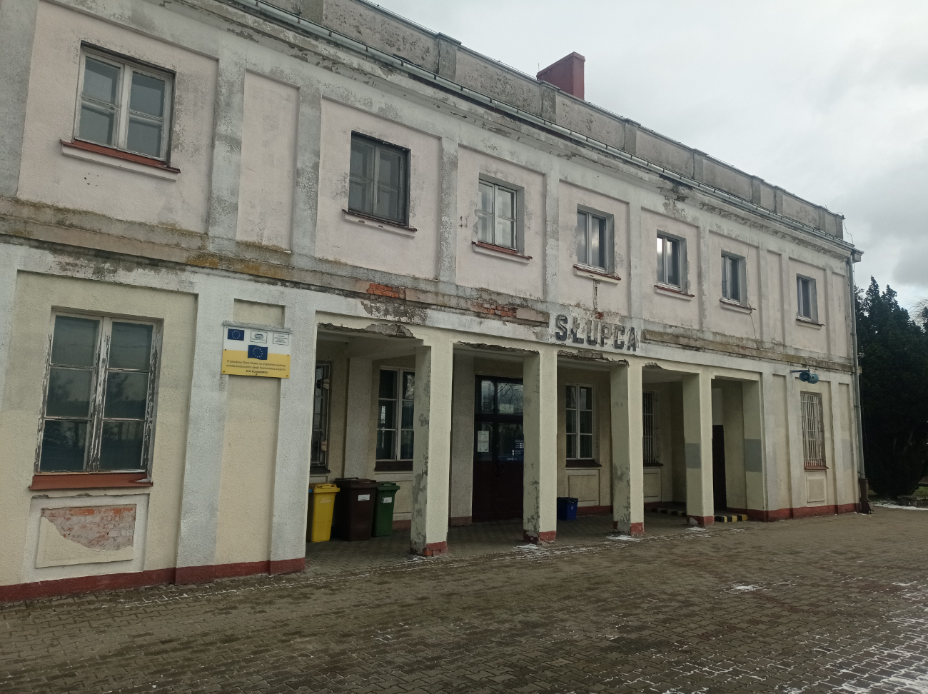 Dworzec w Słupcy. Pociąg już dawno odjechał… GALERIA ZDJĘĆ