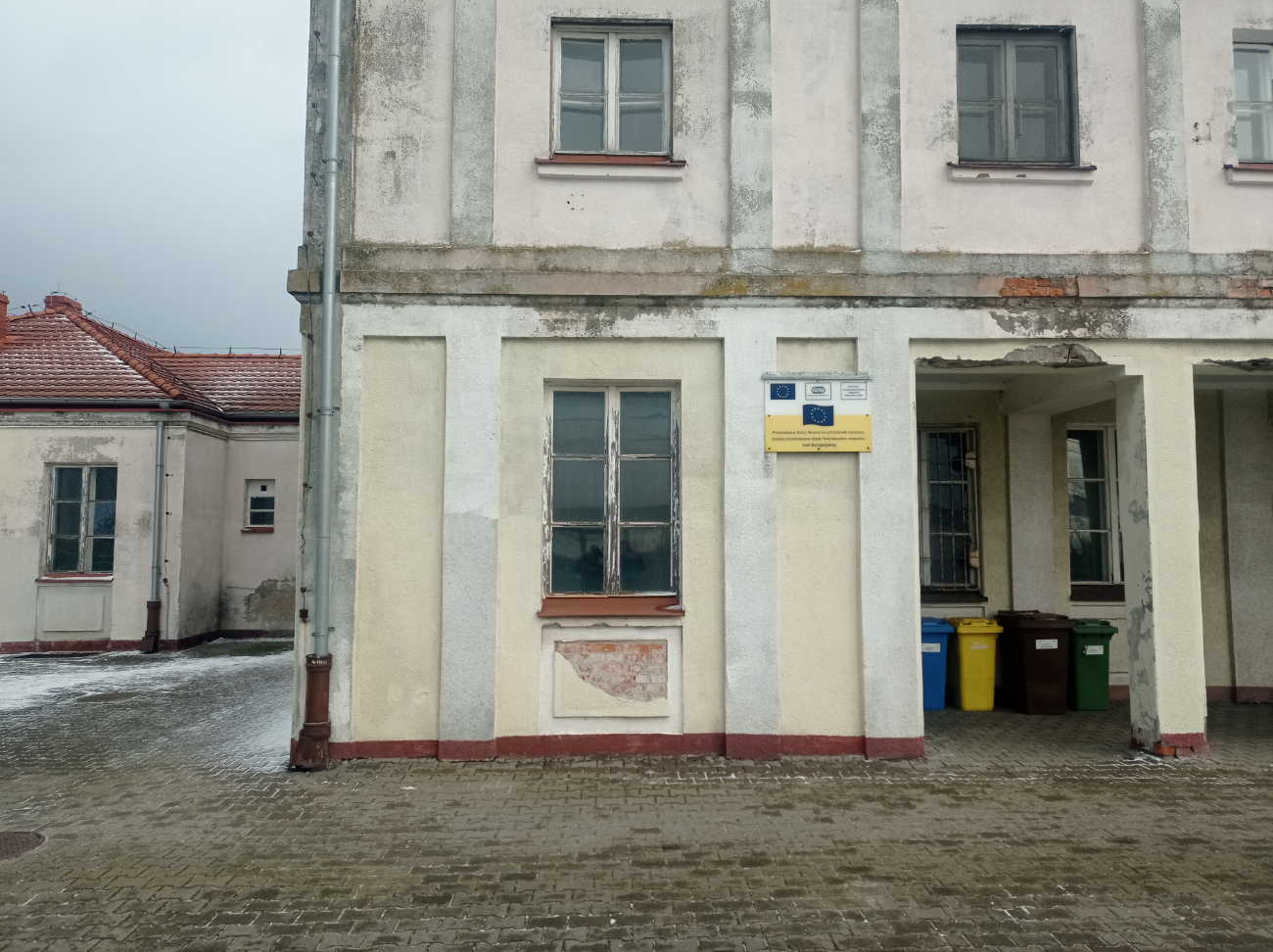 Dworzec w Słupcy. Pociąg już dawno odjechał… GALERIA ZDJĘĆ