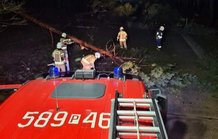 Strażacy usuwali skutki nawałnicy GALERIA ZDJĘĆ