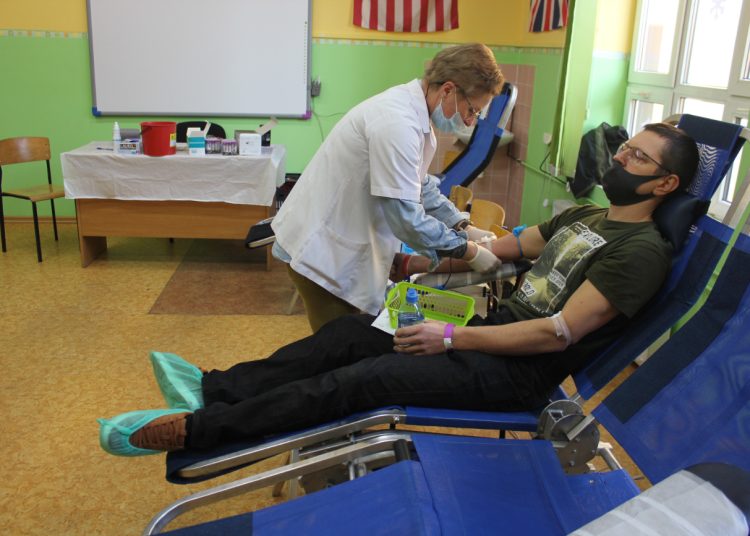 W Drążnej oddawali krew