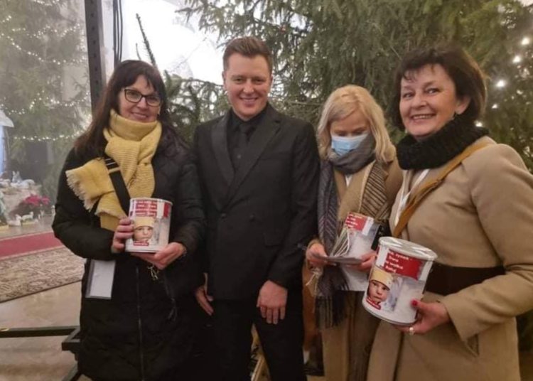 Przy kościołach zbierali pieniądze dla Tymka