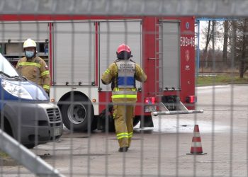Akcja w dużym zakładzie. Wyciekła niebezpieczna substancja FILM