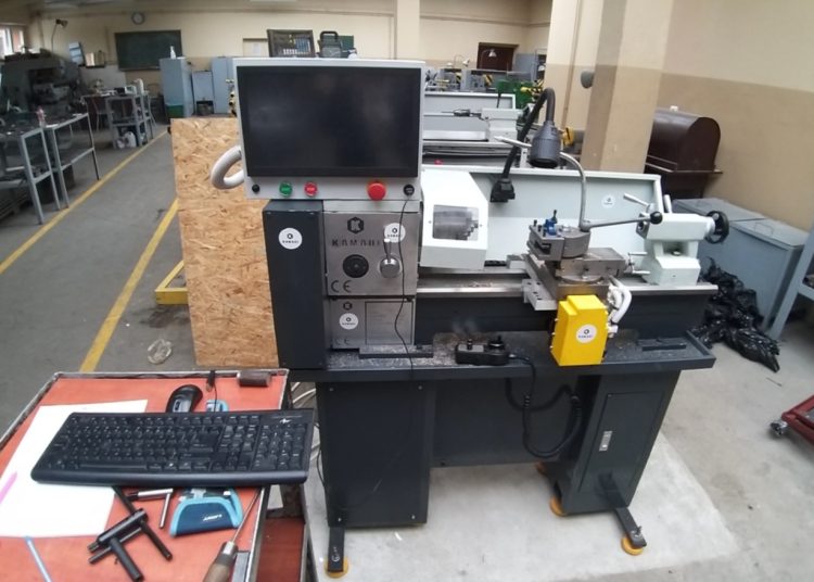 Szkoła ma nową tokarkę