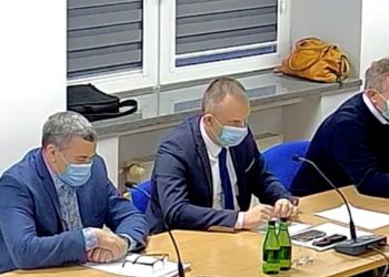 Radni o swoich podwyżkach. Nikt nie głosował przeciw