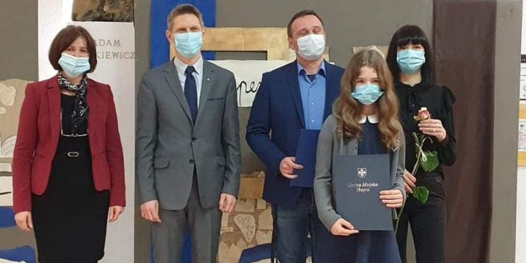 Uczniowie Trójki dostali stypendia