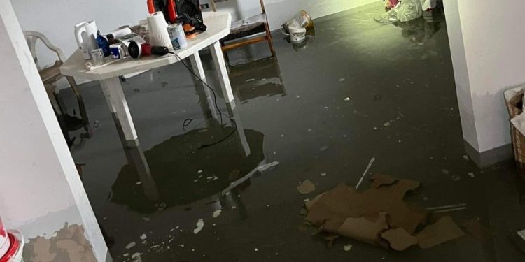 Zalało piwnicę. Interweniowali strażacy