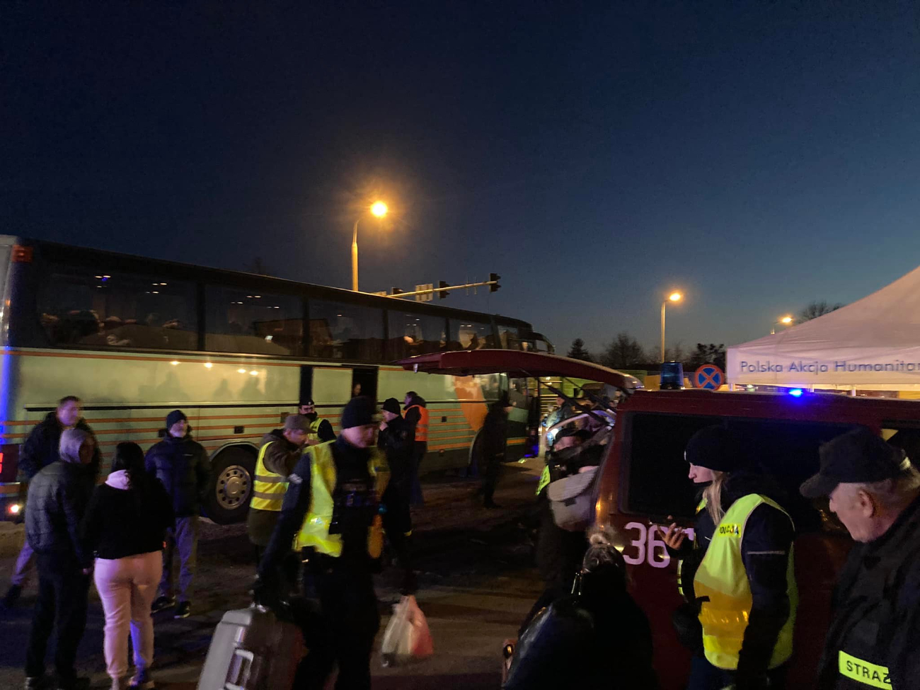 Słupczanie pomagają na granicy. Przywiozą 17 uchodźców